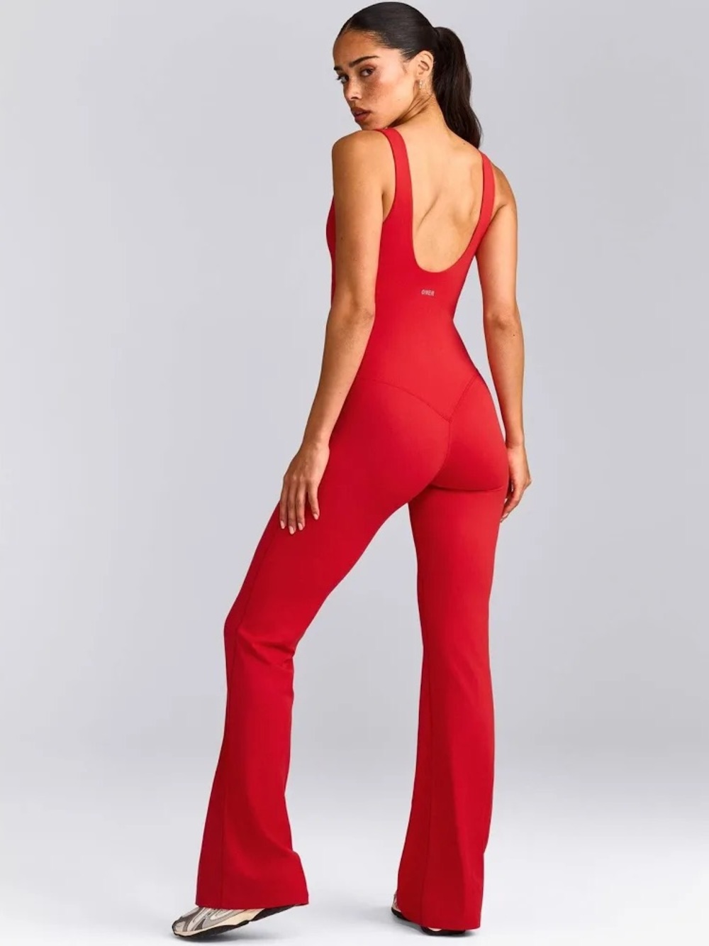 SOFTMOTION™ SCOOP BACK FLARED ALL IN ONE LONG - Picture 2 of 5